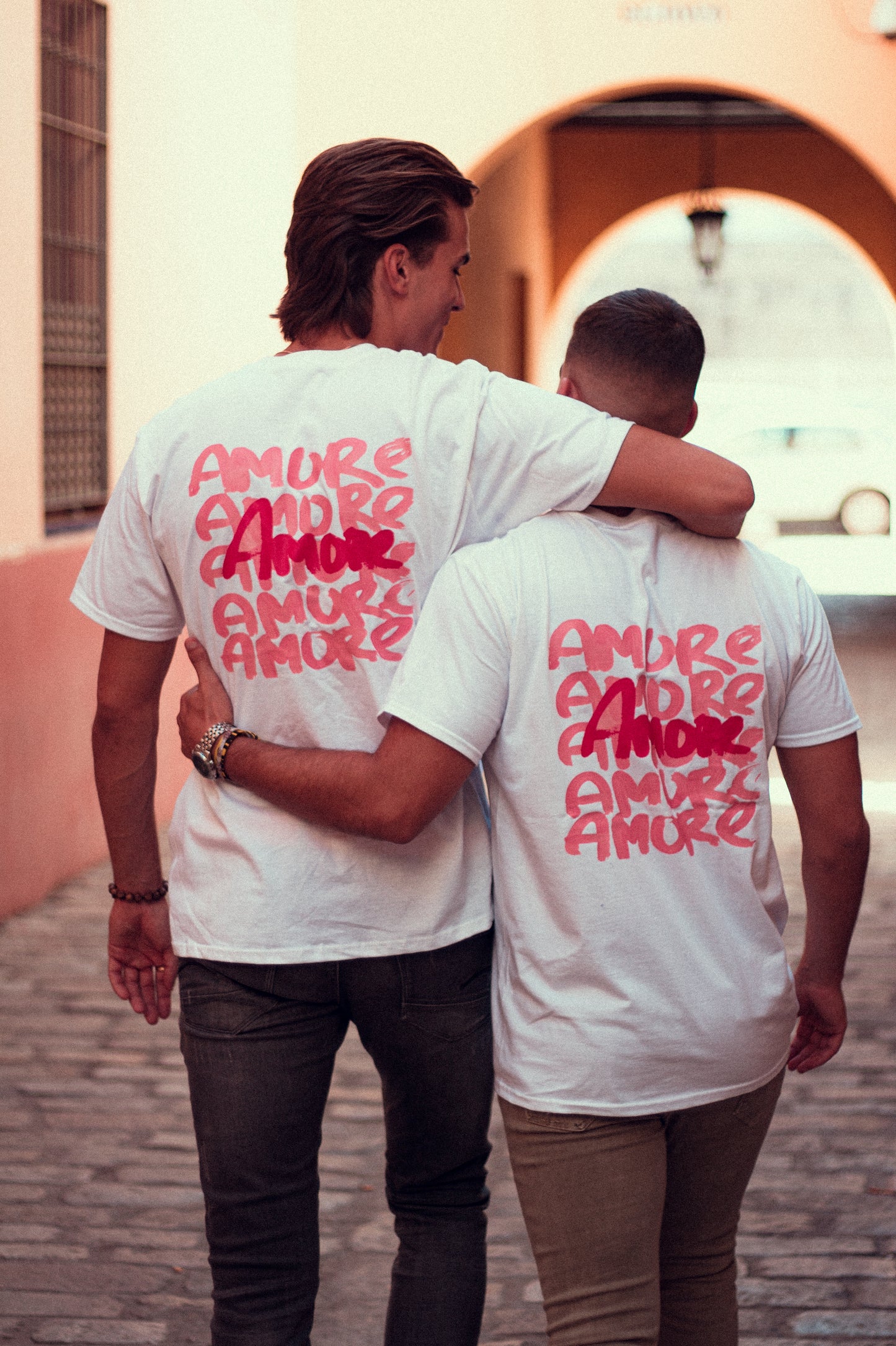 AMORE White Tee