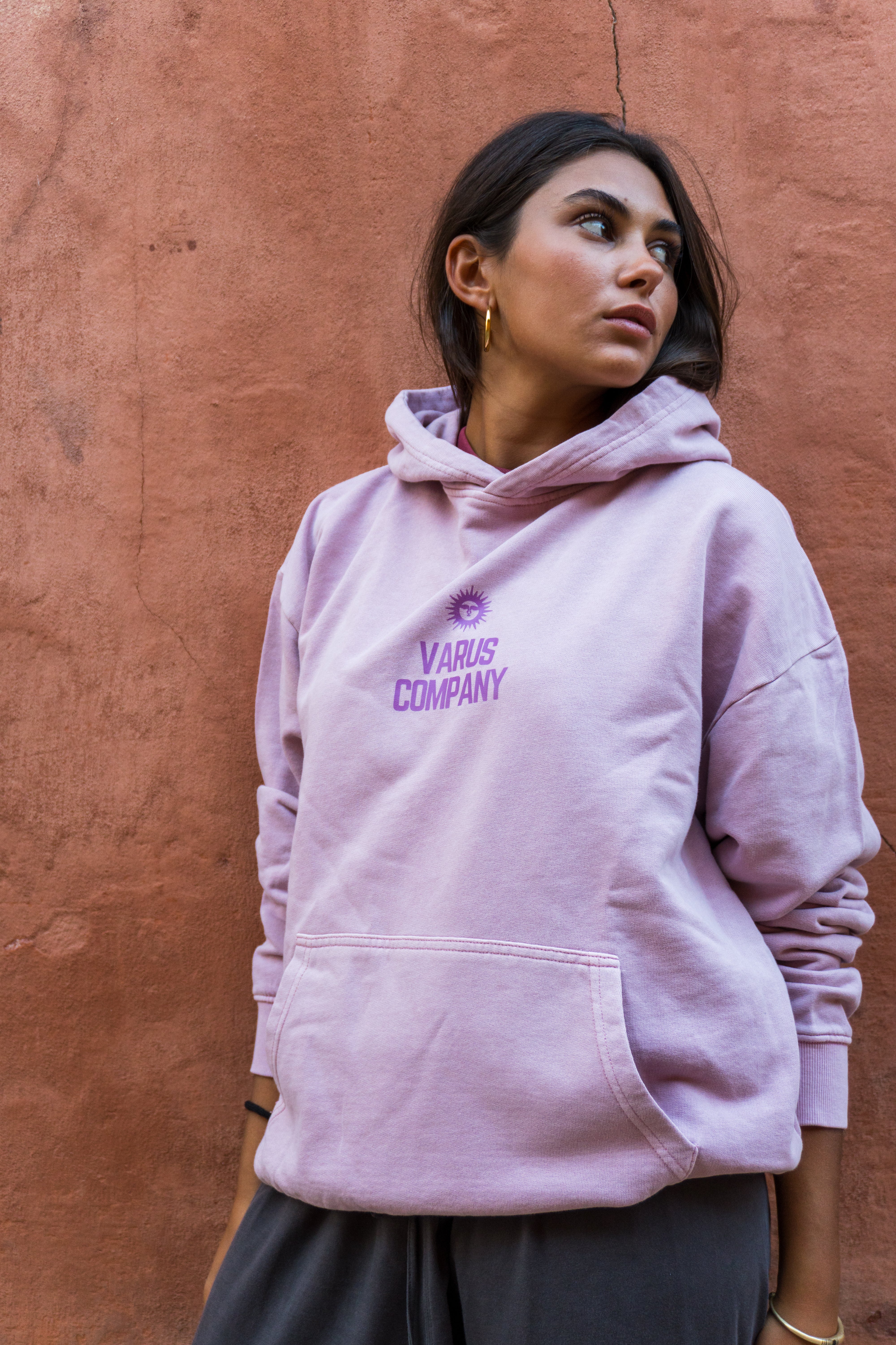 VARUS & CO HOODIE