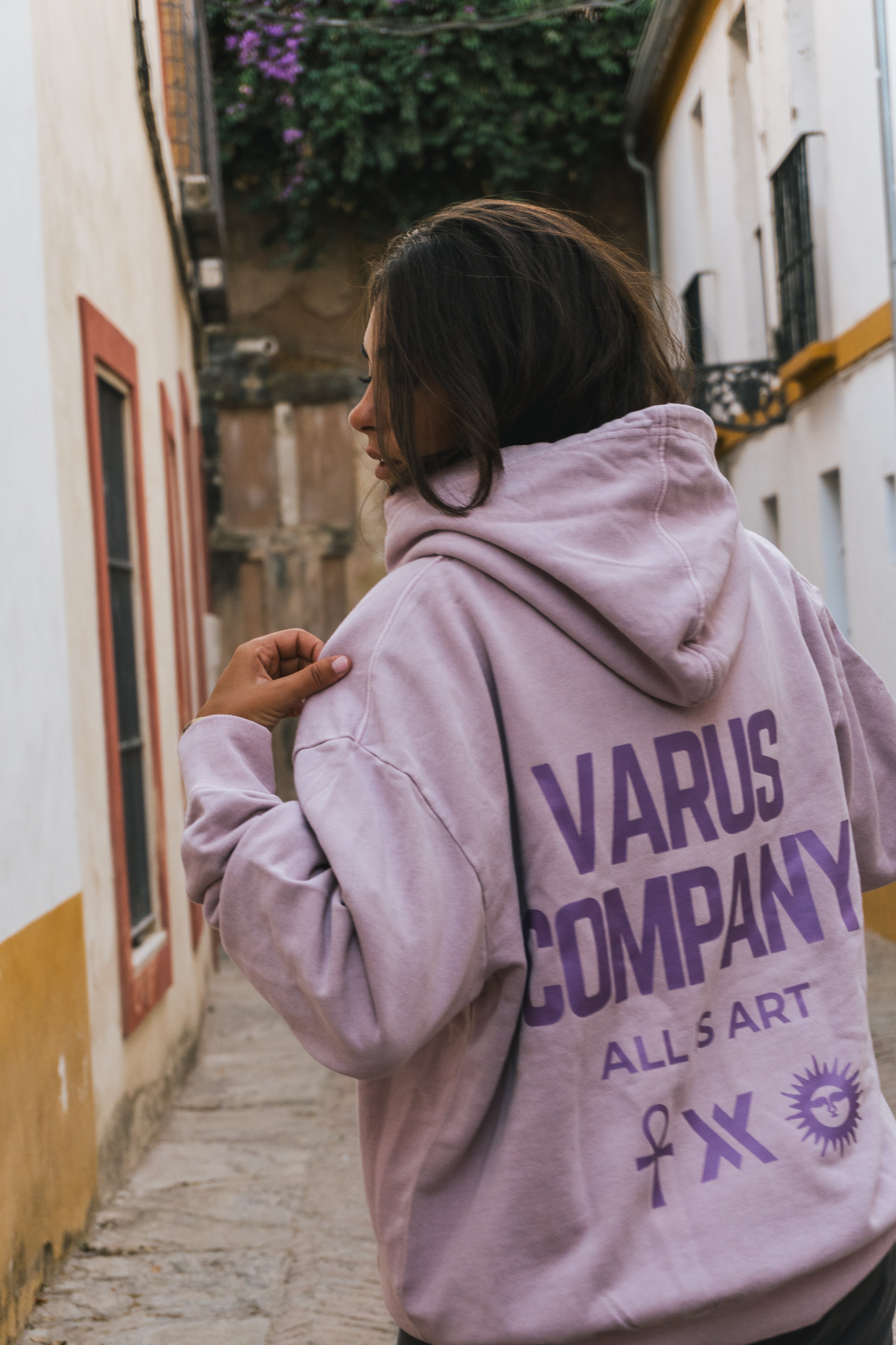 VARUS & CO HOODIE