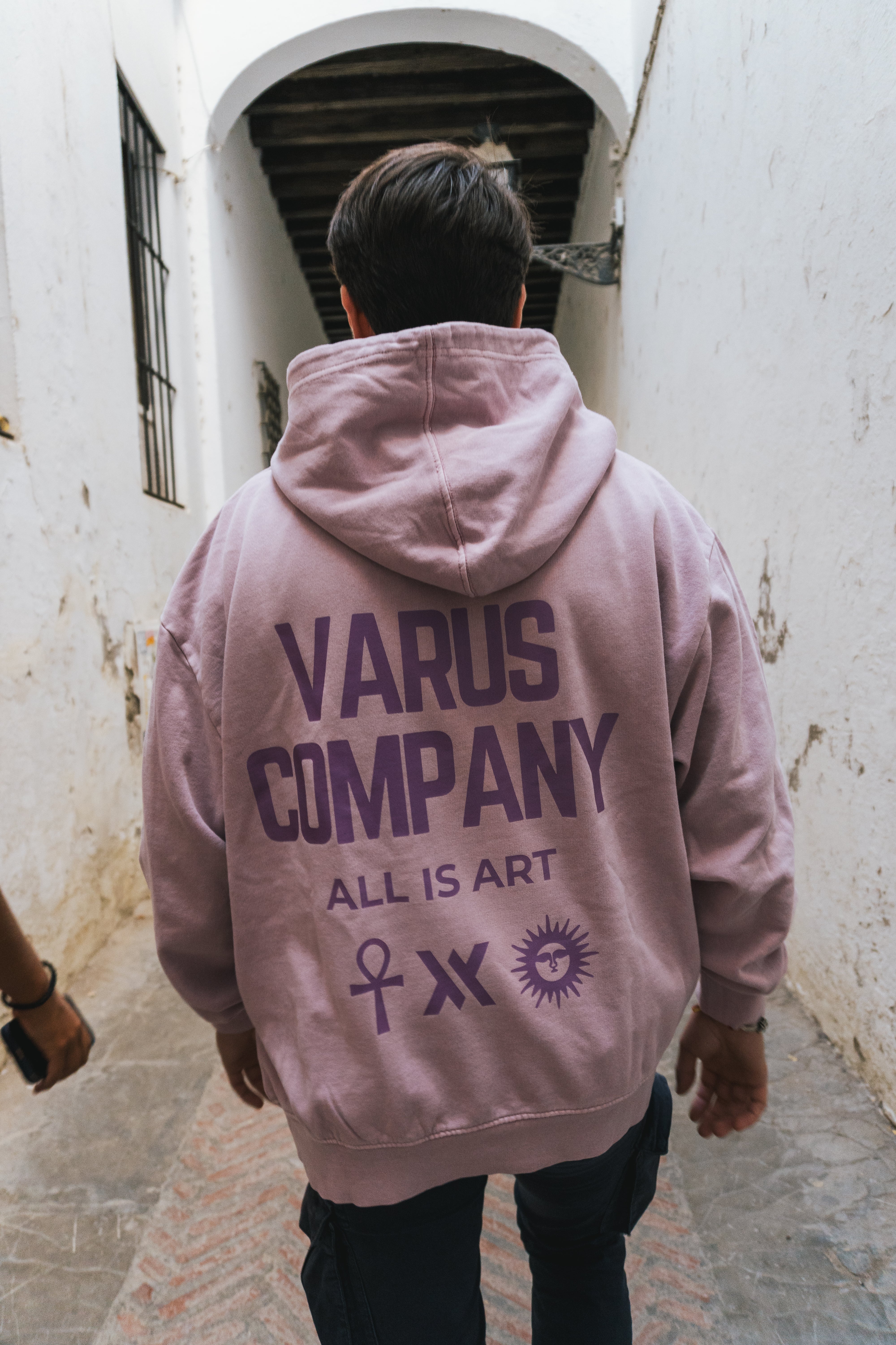 VARUS & CO HOODIE