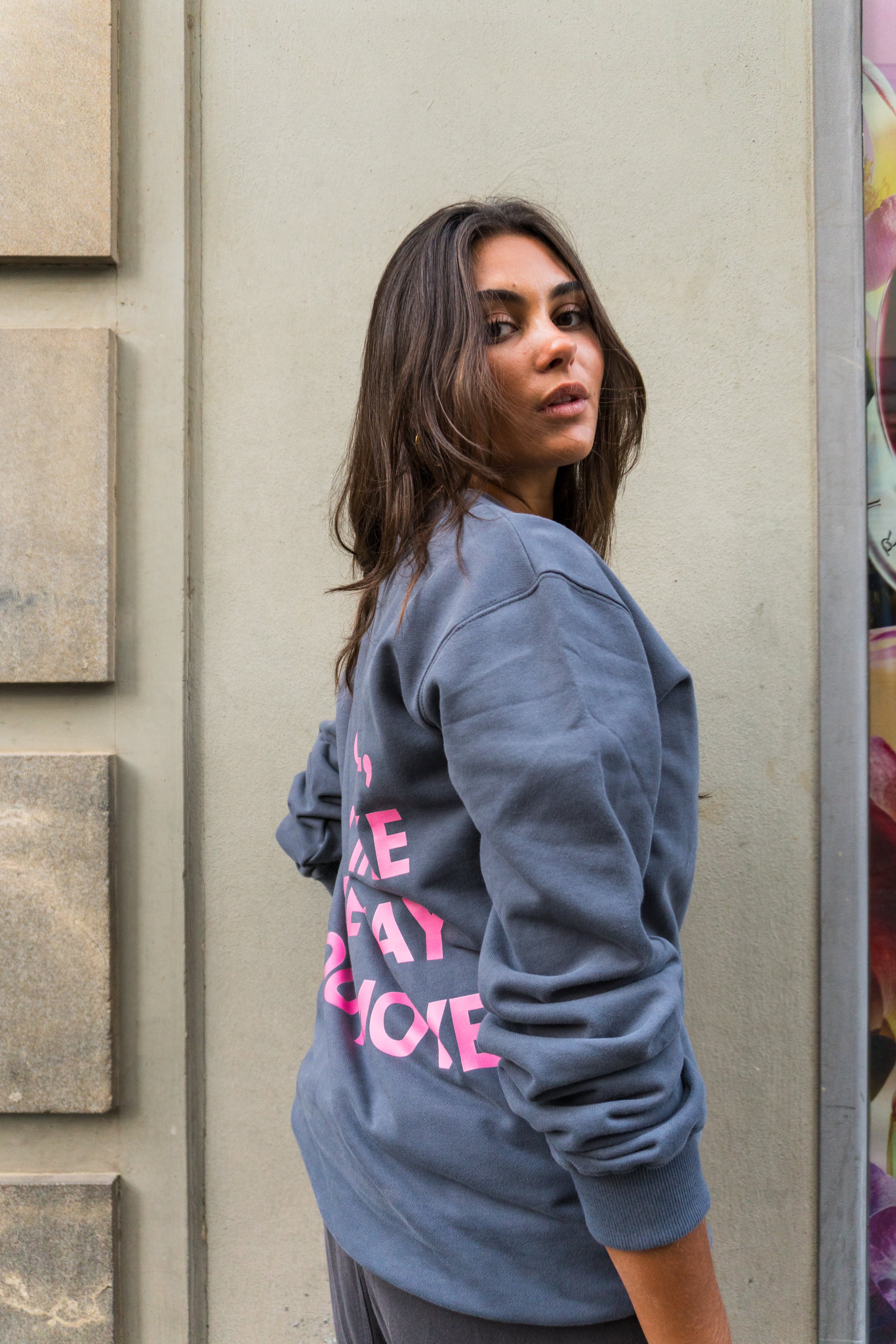 WAY YOU MOVE CREWNECK