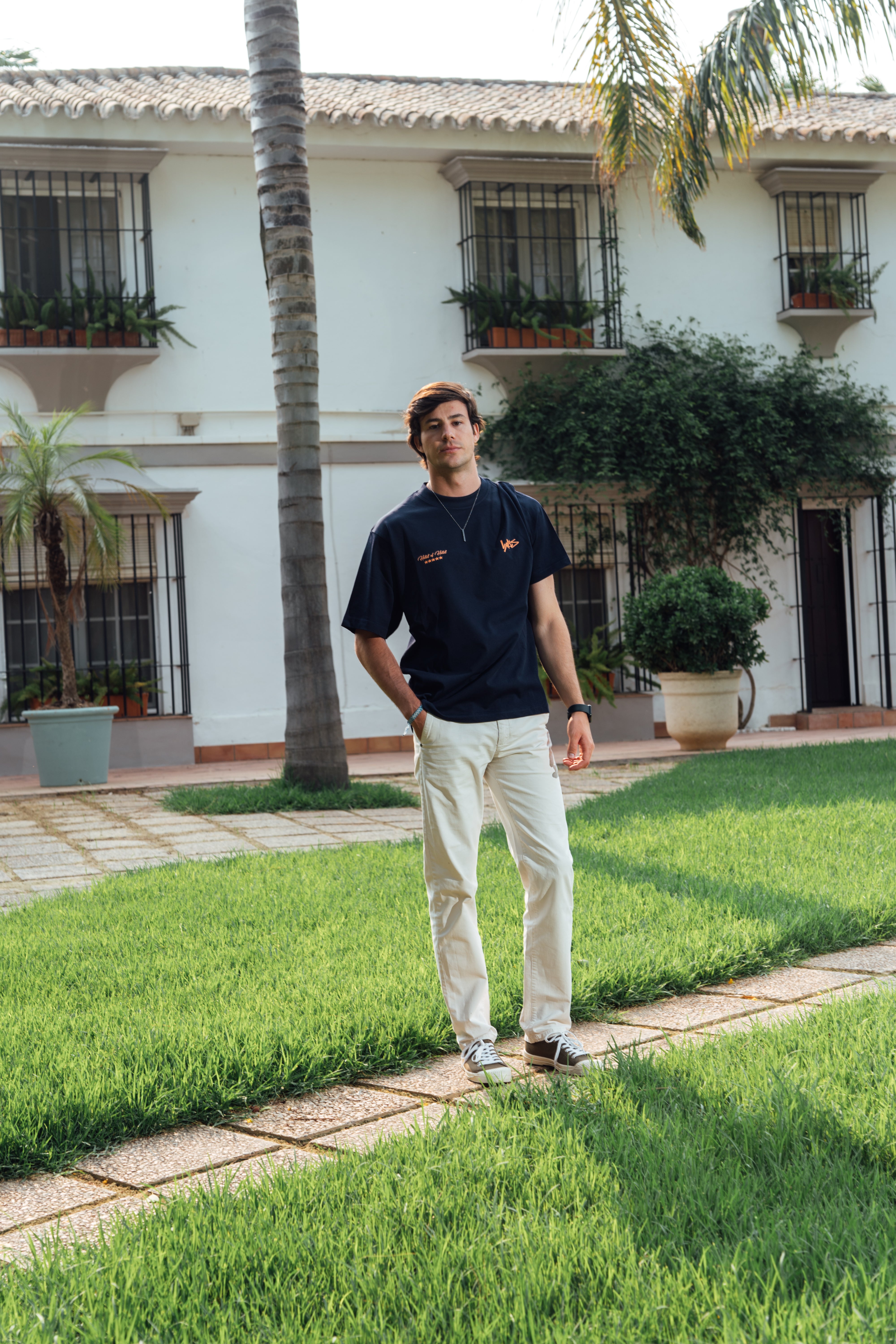 VARUS HOTEL TEE